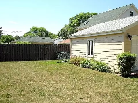 1209 Wayne Dr, Des Plaines, IL 60018 photo 12
