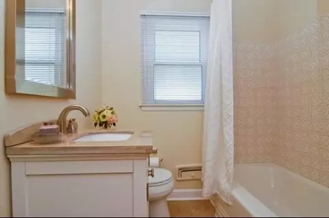 1209 Wayne Dr, Des Plaines, IL 60018 photo 10