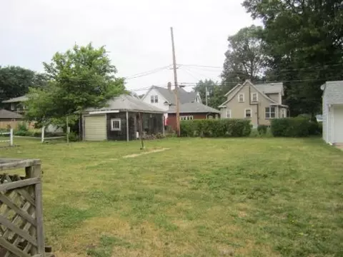 2227 4th St, Peru, IL 61354 photo 9