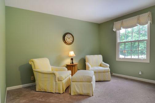 311 Davis Ct, Wheaton, IL 60187 photo 8