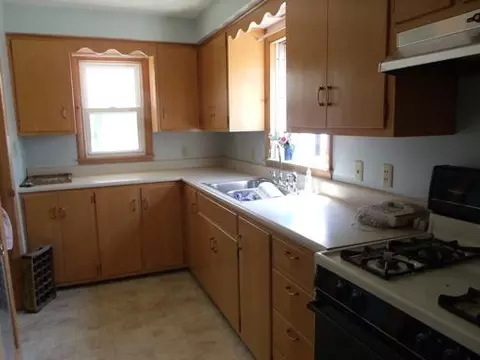 108 N First St, Cherry, IL 61317 photo 9