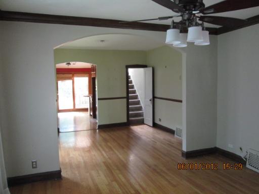426 Lyon Ave, Wheaton, IL 60187 photo 3