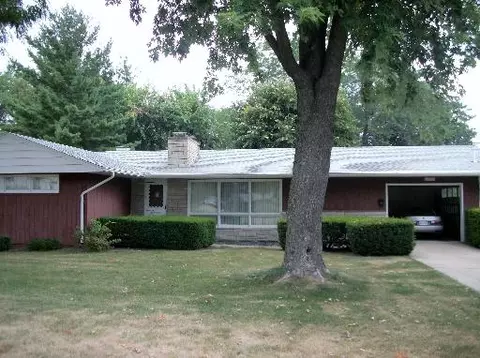 2117 12th St, Peru, IL 61354 photo 1
