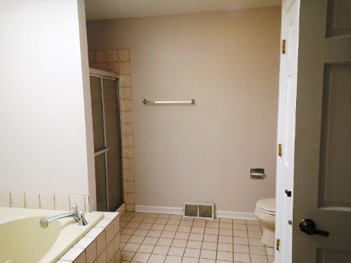 201 Redstart Rd, Naperville, IL 60565 photo 11