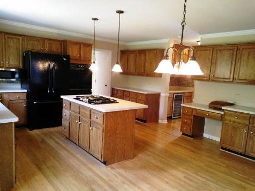 201 Redstart Rd, Naperville, IL 60565 photo 2