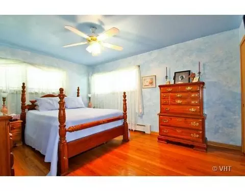 1542 Maple St, Des Plaines, IL 60018 photo 7