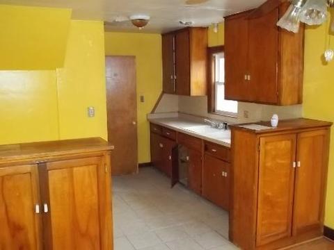 2127 S 20th Ave, Broadview, IL 60155 photo 6