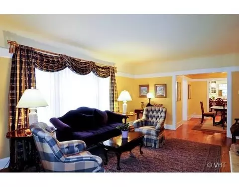 734 Monroe Ave, River Forest, IL 60305 photo 2