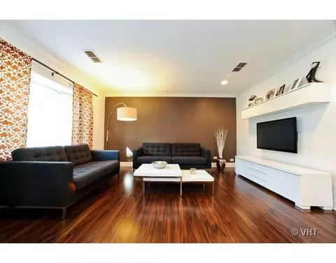 716 S Dennis Rd, Wheeling, IL 60090 photo 5