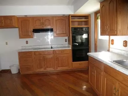 702 Carolyn St, Mendota, IL 61342 photo 4