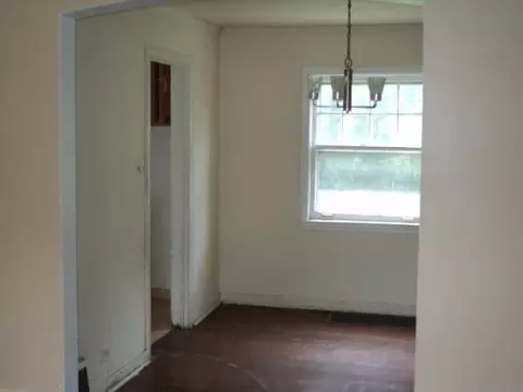 2115 E 98th Pl, Chicago, IL 60617 photo 6