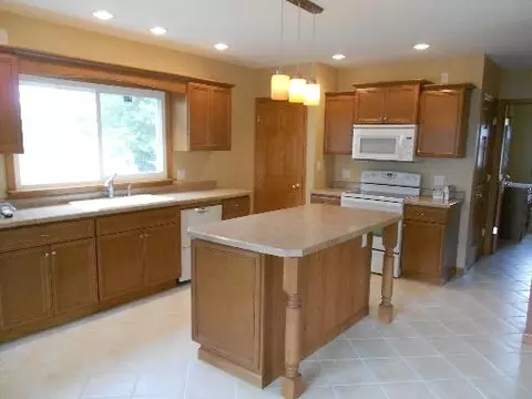 200 E North St, Wyanet, IL 61379 photo 3