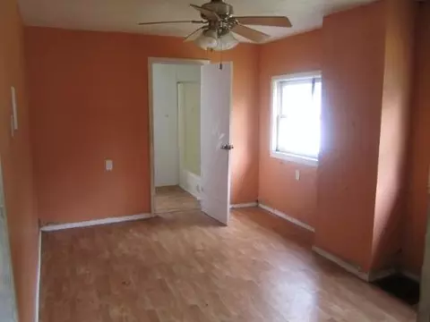 1423 7th St, Peru, IL 61354 photo 9