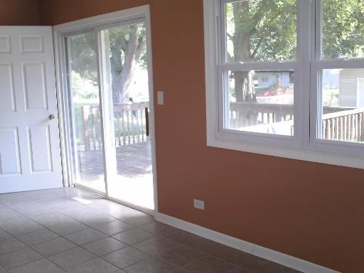 4906 Paulsen St, Mchenry, IL 60051 photo 12