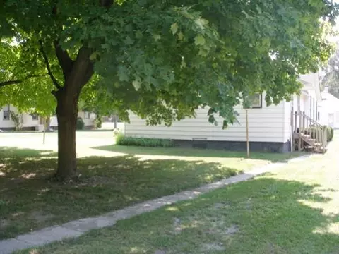 512 E Walnut St, Oglesby, IL 61348 photo 13
