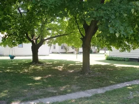 512 E Walnut St, Oglesby, IL 61348 photo 12