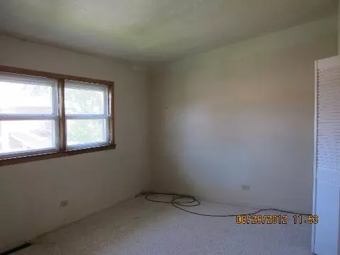 8900 Robin Dr #C, Des Plaines, IL 60016 photo 5