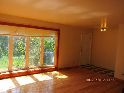 8900 Robin Dr #C, Des Plaines, IL 60016 photo 3
