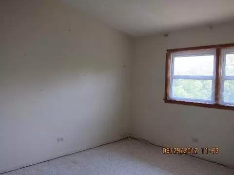 8900 Robin Dr #C, Des Plaines, IL 60016 photo 6