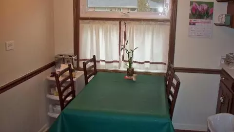 2002 Paddock Ln, Wheaton, IL 60187 photo 7