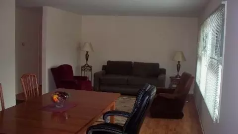 2002 Paddock Ln, Wheaton, IL 60187 photo 4