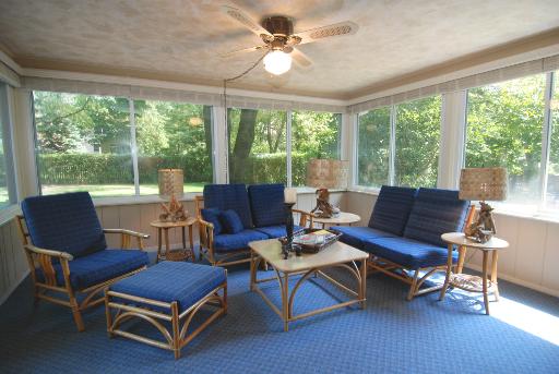 19 Wakefield Ln, Geneva, IL 60134 photo 7