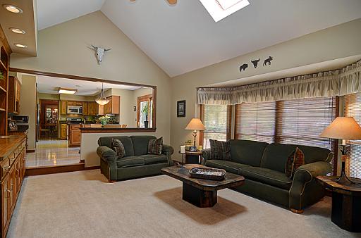 9 S645 Lorraine Dr, Willowbrook, IL 60527 photo 9