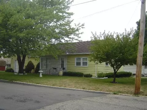 2003 12th St, Peru, IL 61354 photo 4