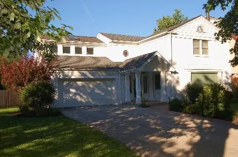 128 Fairbank Rd, Riverside, IL 60546 photo 1