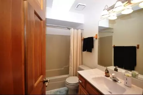 1860 Lisson Rd, Naperville, IL 60565 photo 16