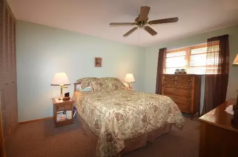 2326 Kingston Dr, Wheaton, IL 60189 photo 9