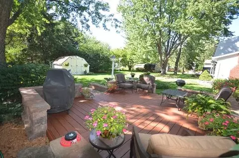 2326 Kingston Dr, Wheaton, IL 60189 photo 14