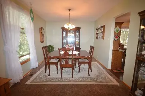 2326 Kingston Dr, Wheaton, IL 60189 photo 7