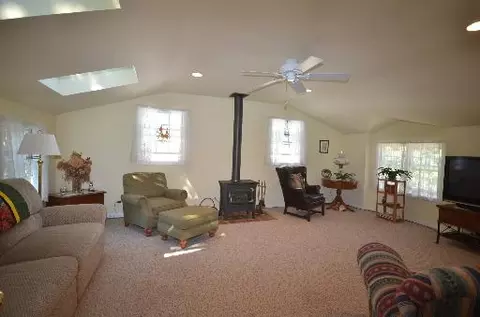 2326 Kingston Dr, Wheaton, IL 60189 photo 4