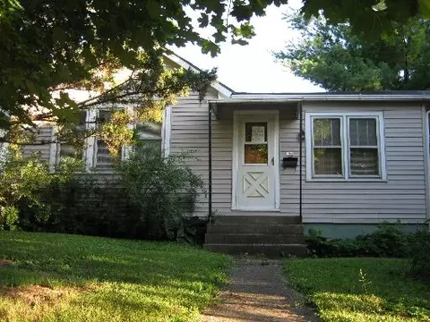 107 E First St, Spring Valley, IL 61362 photo 1