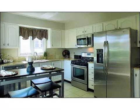 924 N Sleight St, Naperville, IL 60563 photo 5