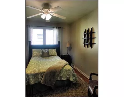 924 N Sleight St, Naperville, IL 60563 photo 12