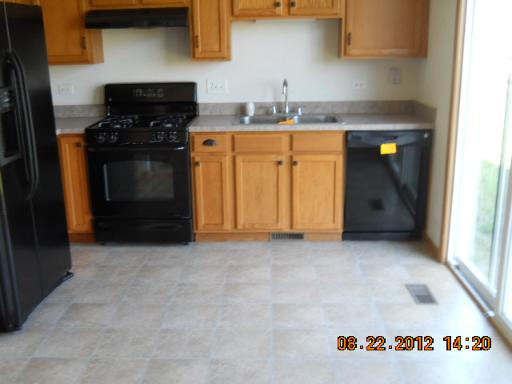 3028 Hoffman St, Plano, IL 60545 photo 5