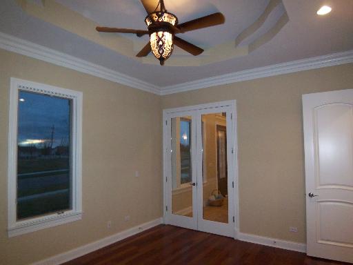1333 Turfway Ln, Bartlett, IL 60103 photo 9