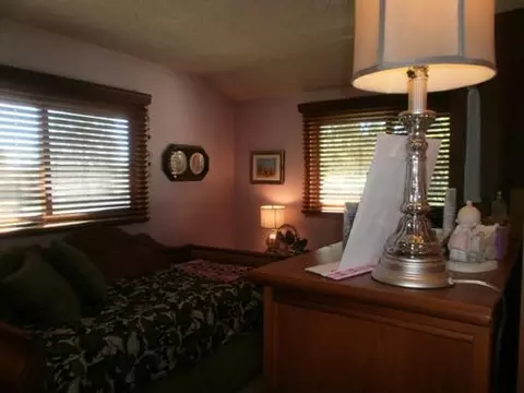 910 W First St, Spring Valley, IL 61362 photo 7