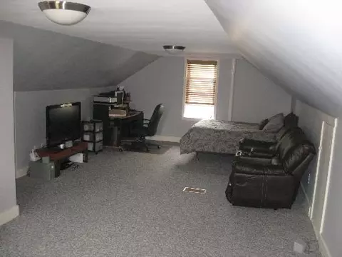 708 Henry St, Peru, IL 61354 photo 12