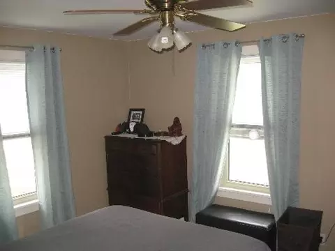 708 Henry St, Peru, IL 61354 photo 10