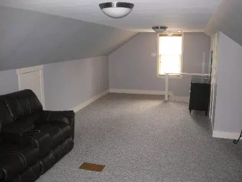 708 Henry St, Peru, IL 61354 photo 13