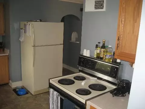 708 Henry St, Peru, IL 61354 photo 8