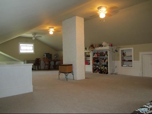 490 N 6th St, Sheldon, IL 60966 photo 7