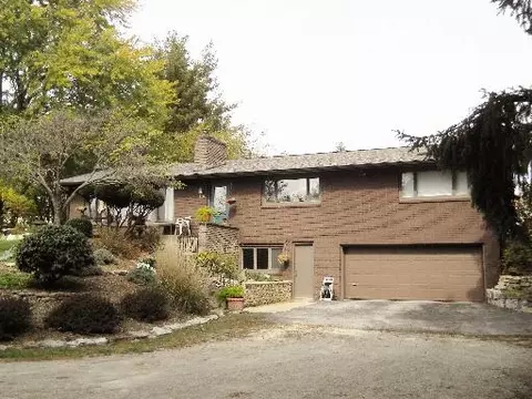 527 Oak St, Spring Valley, IL 61362 photo 1