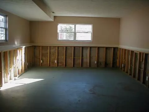 802 Catlin St, Ottawa, IL 61350 photo 10