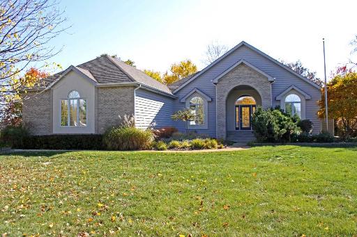 1817 Anthony Ln, Mchenry, IL 60051 photo 1
