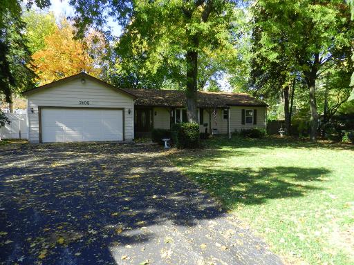 2105 Rohlwing Rd, Rolling Meadows, IL 60008 photo 1