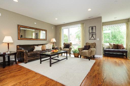 647 Custer Ave, Evanston, IL 60202 photo 5